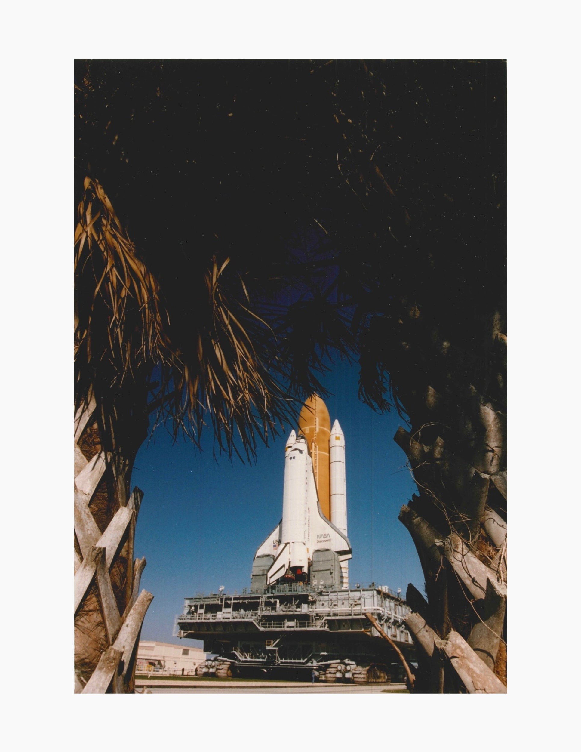 NASA Space Shuttle Discovery Lithograph | The Space Store