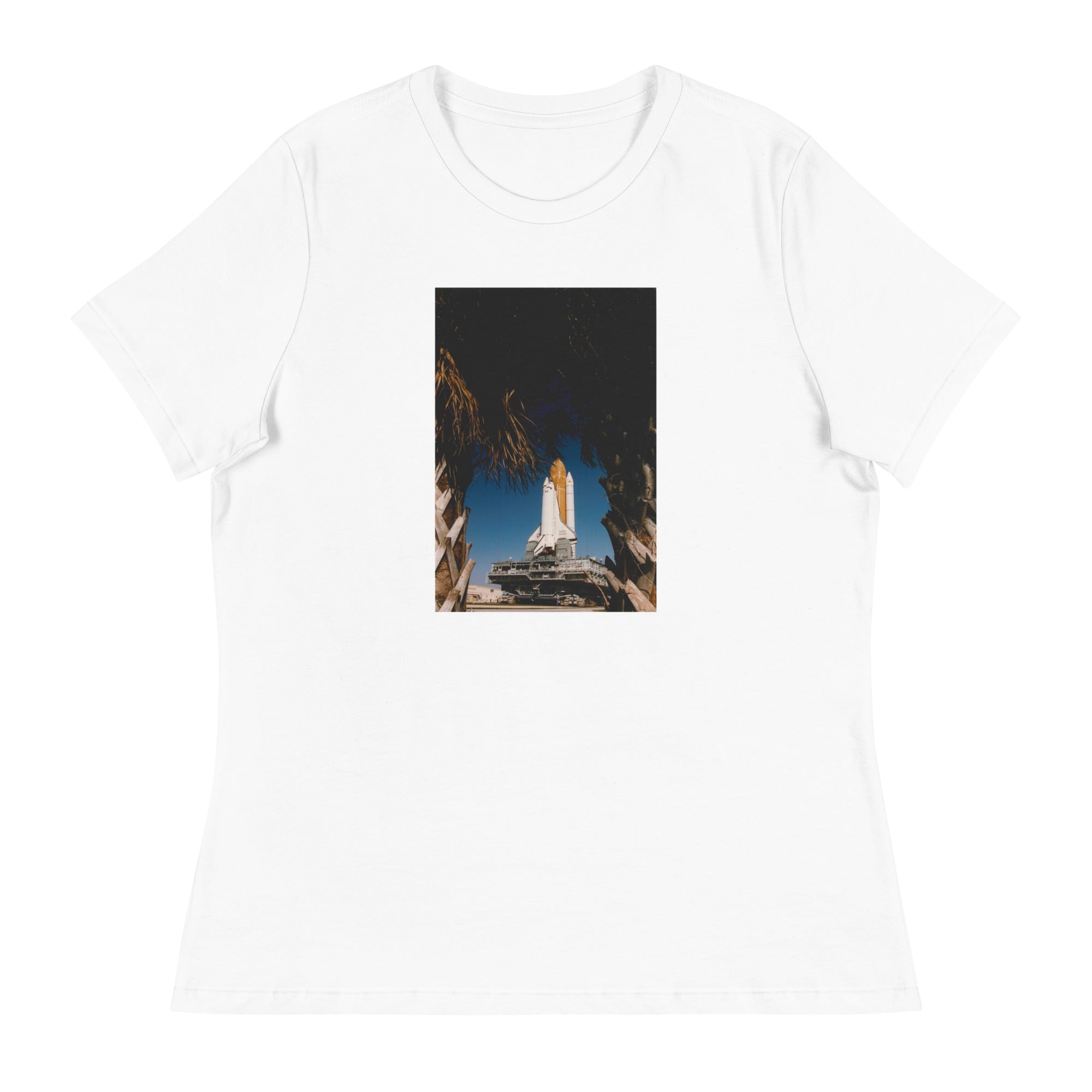 Premium Vector | Sunset in the beach t shirt design retro vintage Premium Vector | Sunset in the beach t shirt design retro vintage