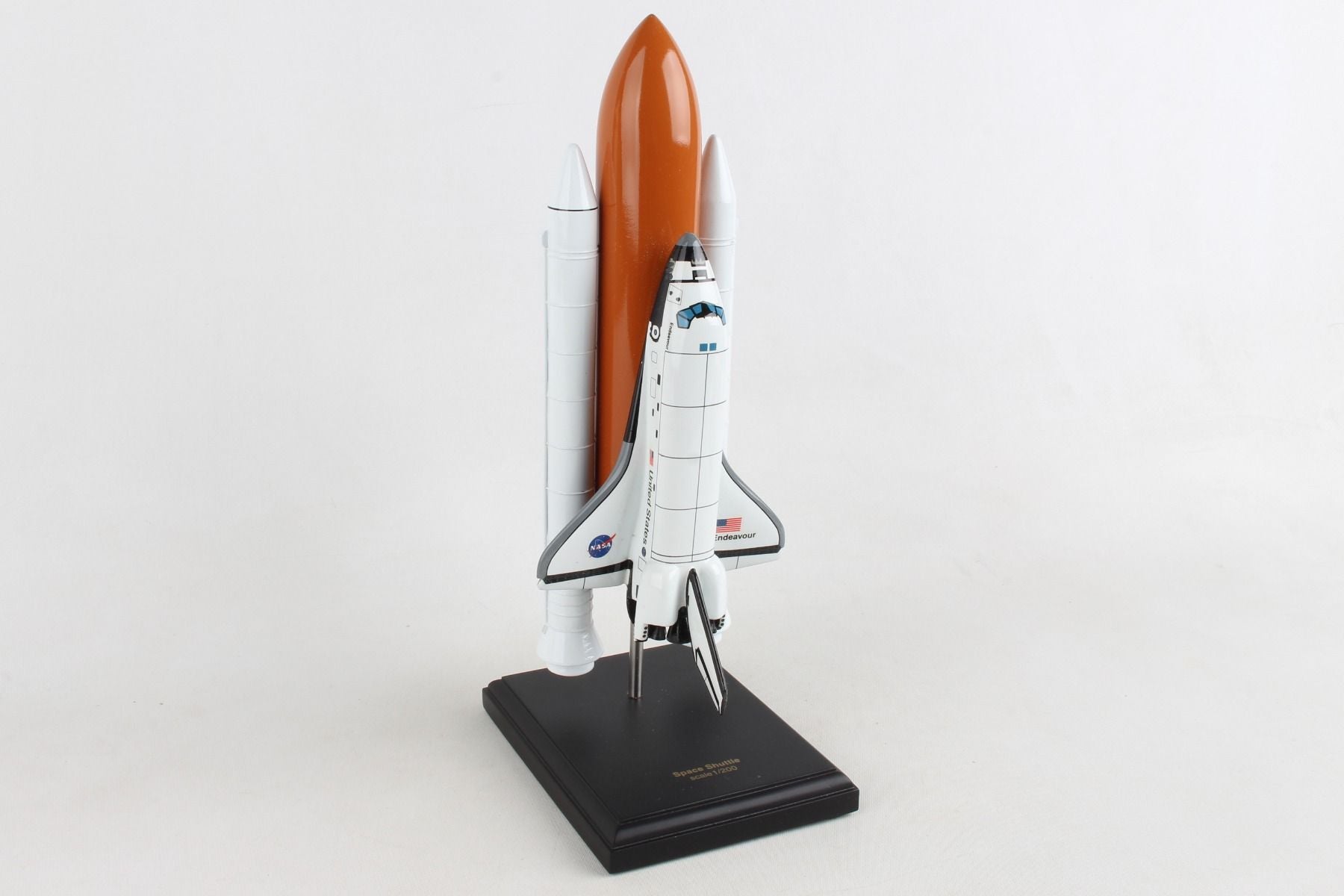 SPACE SHUTTLE FULLSTACK ENDEAVOUR 1/200 SCALE MODEL - The Space Store